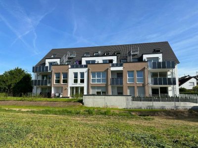 ** SMART HOME & MODERNE EINBAUKÜCHE  **