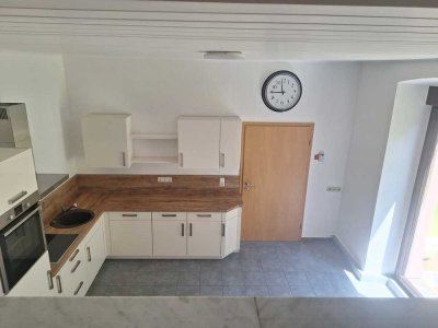 850 € - 130 m² - 3.0 Zi.