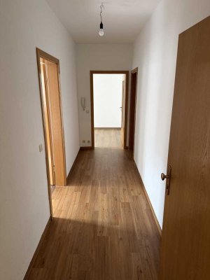2-Zimmer-Wohnung in Erlangen mit kleiner Einbauküche