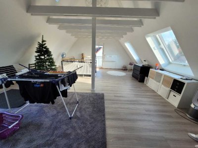 Helle 3-Zimmer Wohnung in Mannheim-Almenhof