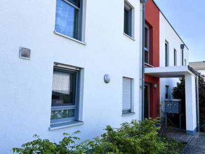 Lichtdurchflutete 2-Zi-Penthouse-Wohnung in Baiersdorf