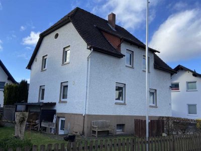 / Schönes Frettertal! Zweifamilienhaus wartet auch neue Eigentümer!