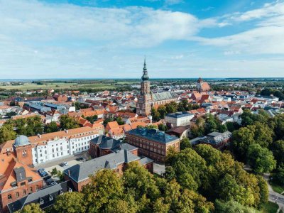 Helle 3-Zimmer-Wohnung mit Balkon und Aufzug in Greifswald