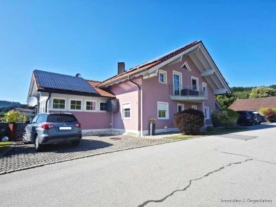 Top Wohnhaus zu vermieten - großer Garten - Randlage in Geiersthal