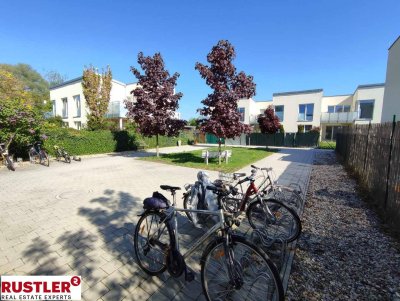 NEU!! Exklusive Reihenhäuser mit Naturblick und angrenzendem See