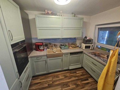 Familienglück pur: Geräumiges, zentrumsnahes Einfamilienhaus mit ELW, Schwimmbad, Whirlpool, Sauna
