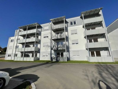 Erbendorf . 3 Zimmer-Wohnung im EG mit Balkon