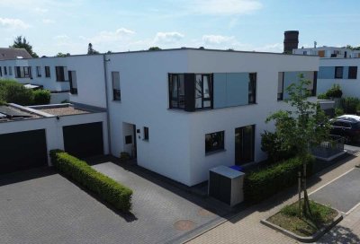 RESERVIERT!!! Familienglück in ruhiger Spielstraße - modernes Zuhause mit Garten & Garage (Bj. 2018)