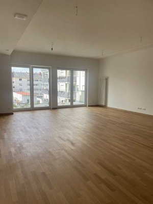 Helle & geräumige 4-Zimmer-Wohnung inkl. Balkon in Ludwigshafen Mitte