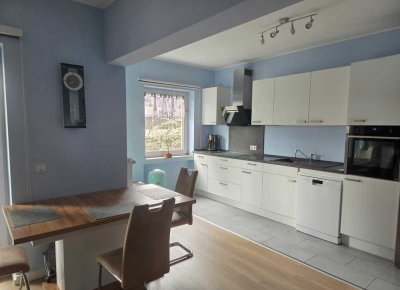 2-Zimmer Wohnung in Düsseldorf-Golzheim mit großer Wohnküche und Balkon