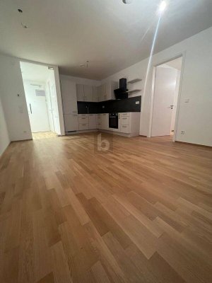 MODERNER WOHNTRAUM MIT LOGGIA