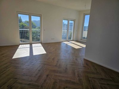 Traumhafte Penthouse-Maisonette mit Terrasse & Fernsehturmblick – Sa/So Termine ☎️ 0172-3261193