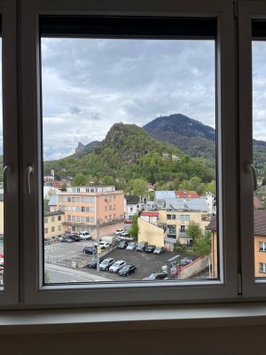 Traumhafte renovierte 32m² Wohnung mit Blick auf Gaisberg und Nockstein