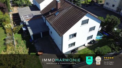 Modernisiertes Zwei- bis Dreifamilienhaus mit Doppelgarage, Stellplätzen und Garten in Essingen