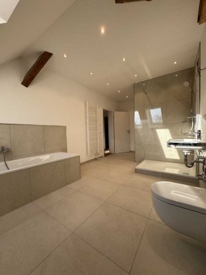 Exklusive 3,5-Zimmer-Maisonette Ensemblewohnung – Erstbezug, nachhaltig und im Grünen