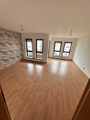 Helle 3-Zimmer-Wohnung mit Balkon in Laichingen