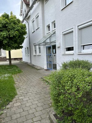 Helle 3-Zi.-Erdgeschosswohnung