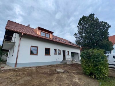 Erstbezug nach Sanierung! 4-Zimmer-Wohnung mit Südbalkon