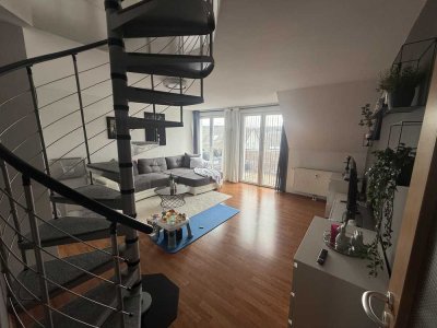Neuwertige 2,5-Zimmer-Wohnung mit Balkon und EBK in Poltringen, Tübingen (Kreis)