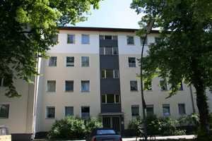Top - 1 - Zimmerwohnung in Berlin-Britz