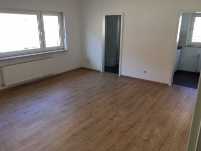 Helle, zentrale 1-Zimmer Wohnung mit EBK in Gießen, saniert, ETW 10