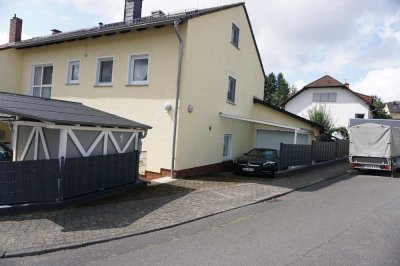 Saniertes und geräumiges Einfamilienhaus in idyllischer Lage