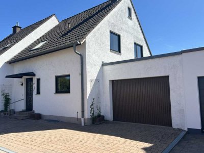 Gemütliche Doppelhaushälfte in ruhigem Wohnumfeld mit Garage und Garten