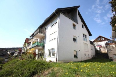 Festpreis! Gepflegtes Mehrfamilienhaus (8 WE) mit Aufzug ohne Provision!