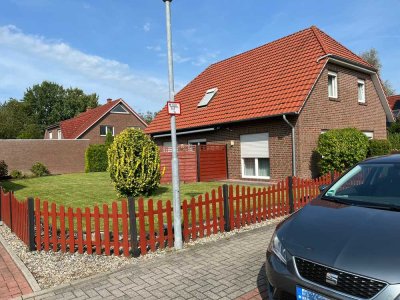 Gepflegte 2-Zimmer-EG-Wohnung mit Terrasse, EBK und Gartennutzung in Wilhelmshaven