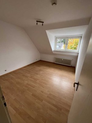 Ideal geschnittene 3 Zimmerwohnung in gepflegtem Mehrfamilienhaus