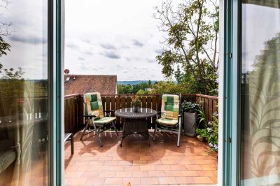 Attraktive 3-Zimmerwohnung mit Balkon und Tiefgaragenstellplatz in ruhiger Lage von Radebeul