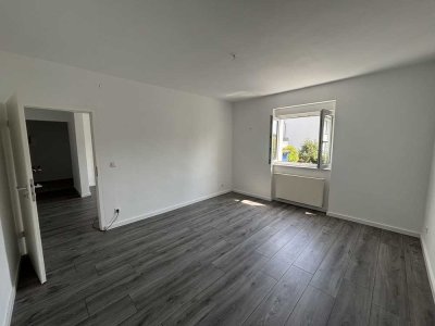 Neu sanierte, helle 3-Zimmer-EG-Wohnung in Oberursel Mitte sofort zu vermieten