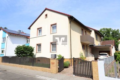 Einmalige Gelegenheit - Zweifamilienhaus
Genug Platz für Kind und Kegel!