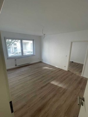 Frisch saniert, 3-Zimmerwohnung, Einbauküche und Terrasse
