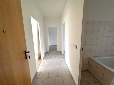 +++Neu saniert mit hellen Wohnzimmer+++