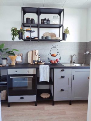 Moderne 1-Zi-Whg im 4. OG mit Balkon & Internet in Schweinfurt-Haardt zvm.