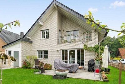 Wohn(t)raum für Familien: Hochwertiges Massivhaus mit Garten, Loggia und Kinderparadies