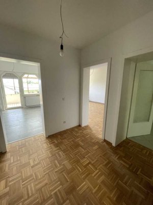 Erstbezug nach Sanierung mit Balkon: freundliche 2,5-Zimmer-Wohnung in Bochum
