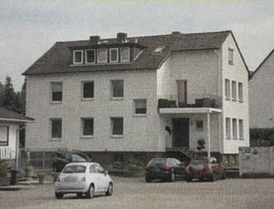 Helle 3-Zimmer Wohnung für Paare, mit Kind / WG geeignet