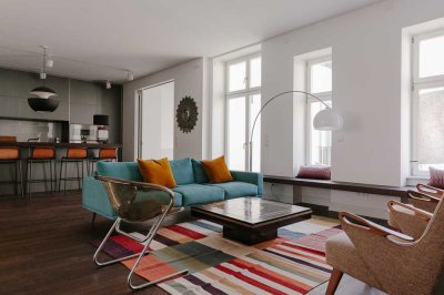 Luxuriöse 4-Zimmer-Wohnung -  Erstbezug nach Sanierung mit Balkon