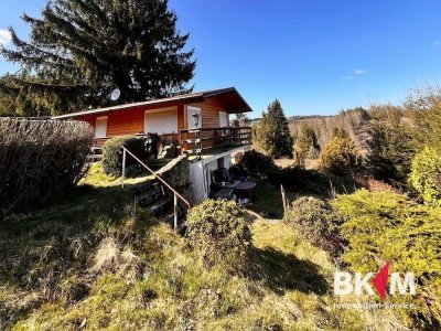 Rückzugsort mit Weitblick – Charmantes Ferienhaus in Hanglage