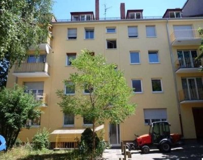 Provisionsfreie, geräumige und helle 1-Zimmer-Wohnung mit Balkon in Nürnberg