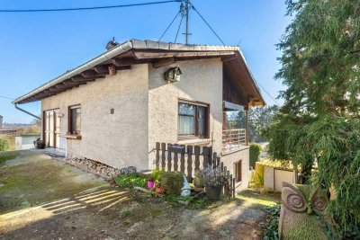 Engel & Völkers: Freistehendes Einfamilienhaus in Neunkirchen-Seelscheid!