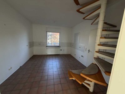 2 Raum Maisonette Wohnung Pfeil Str. 8
