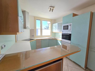 * * * PREISREDUKTION (!)... 17 Radmin. zum LKH/MedUni und zur TU-INFFELDGASSE... TERRASSE... LETZTER STOCK * * *