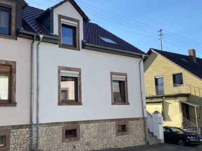Einfamilienhaus in sehr guter Wohnlage v. Kleinblittersdorf