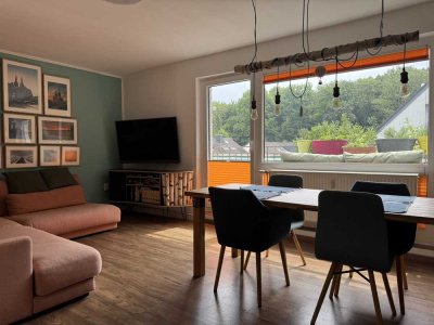 Vollständig renovierte 2-Zimmer-Wohnung mit Einbauküche in Köln Rodenkirchen