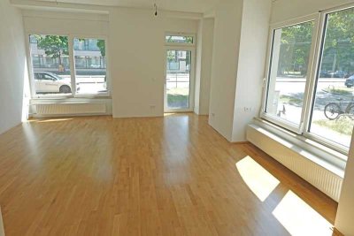 Haidhausen – Altbauflair – außergewöhnliche Showroomwohnung, neu reoviert