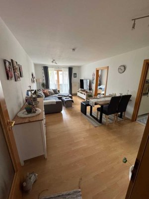 Sonnige 3Zimmerwohnung mit einer ablösbaren Küche