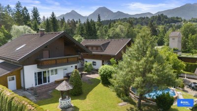 Rarität am Faaker See, Einfamilienhaus mit separatem Gästehaus und Seezugang